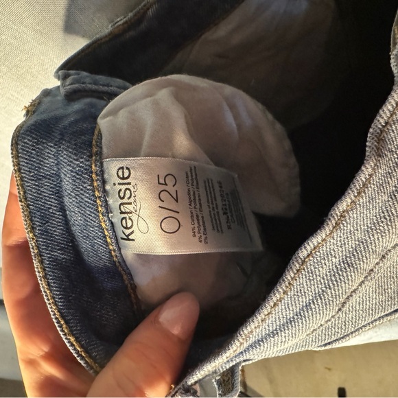 Kensie Light Blue Ankle Jeans - Picture 4 of 4